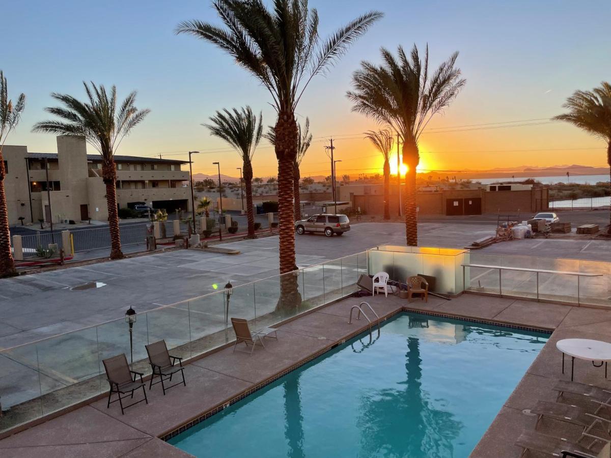 Sway Hotel Lake Havasu City Exteriör bild
