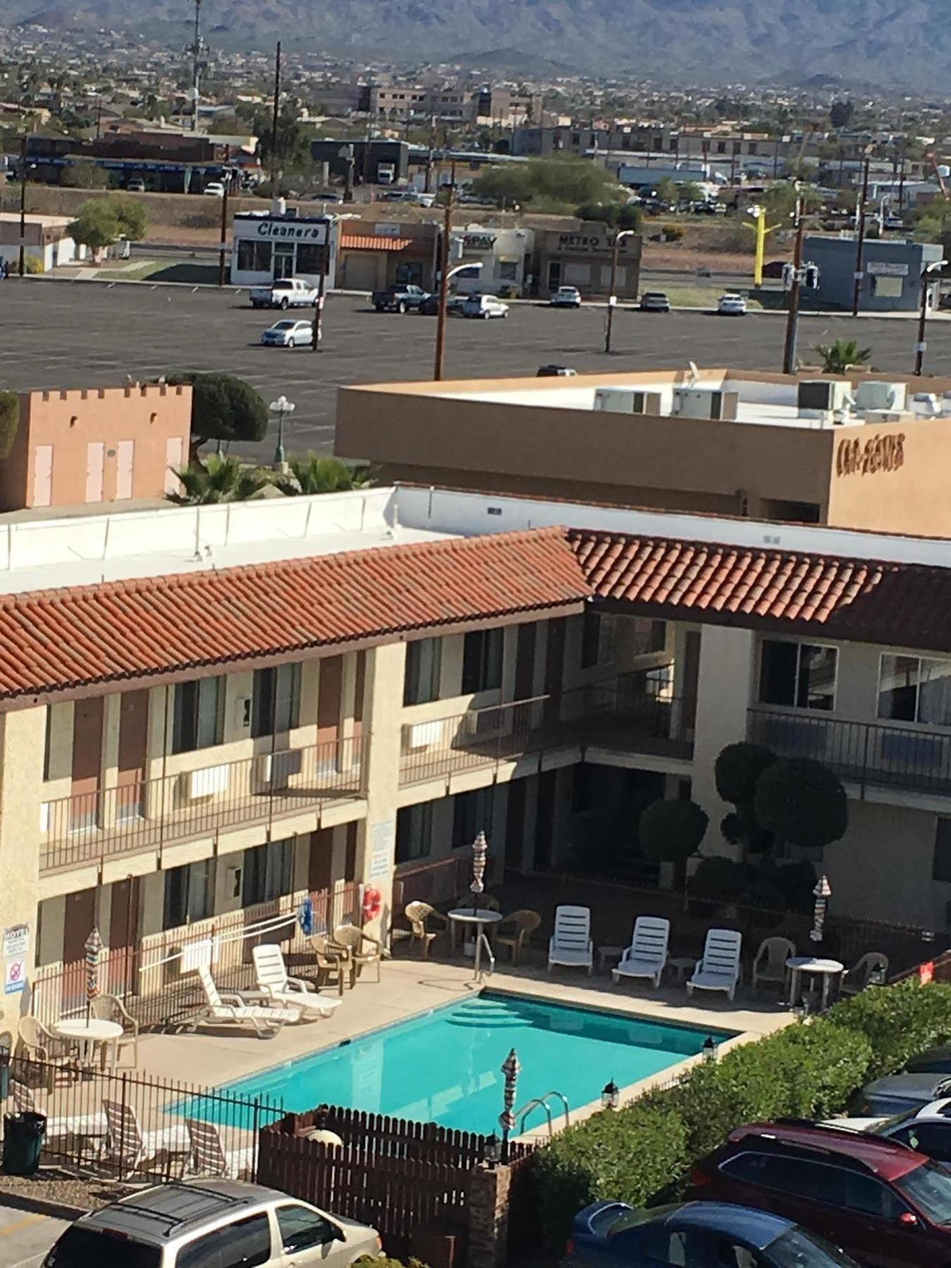 Sway Hotel Lake Havasu City Exteriör bild